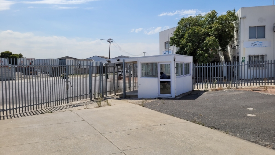 To Let commercial Property for Rent in Stikland Western Cape
